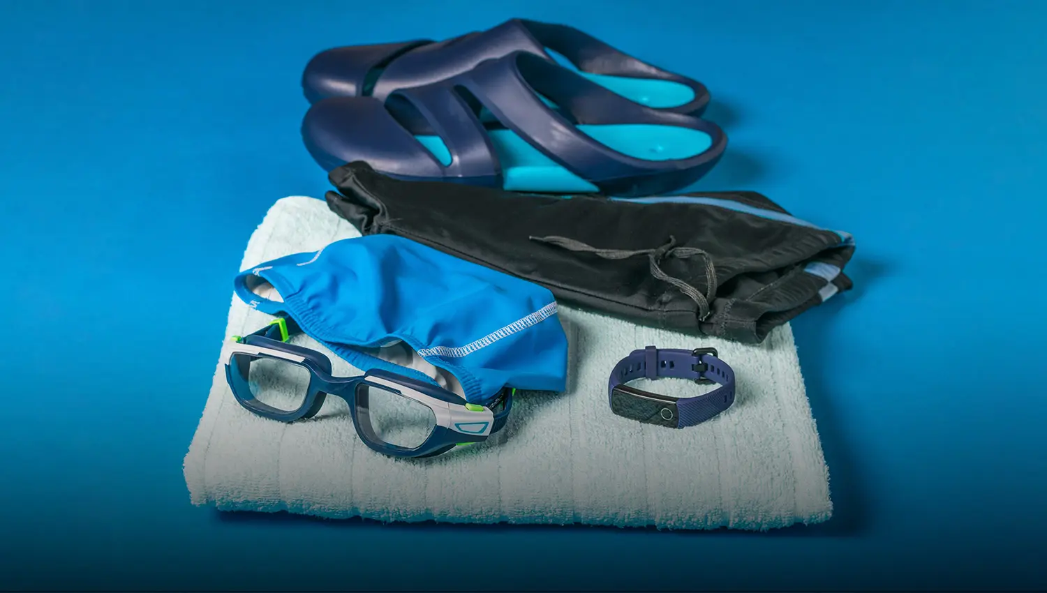 Что нужно взять с собой в бассейн?